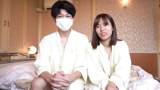「経験は一人だけです」18歳特有のエロい體。終始恥ずかしがってるが一丁前にも感じて喘いじゃってる