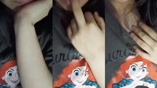 女高拉窗簾自慰2