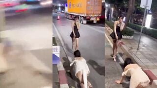 公開遛狗