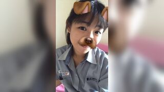omega學生妹廁所自拍