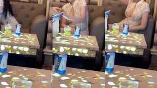 爆乳旗袍美女包廂陪酒