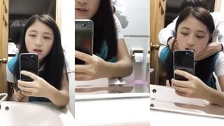 香港學生厠所做愛自拍